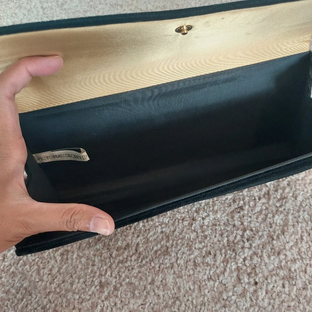 VICTORIA'S SECRET Vintage Black‎ Velvet Clutch